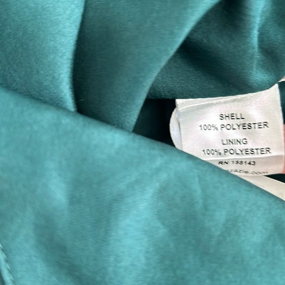 Azazie emerald green maxi dress. Size A10. Official color name is PINE - Picture 12 of 13